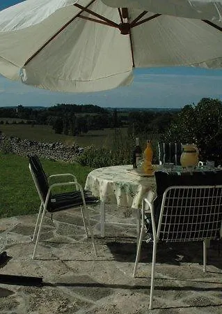 Vakantiehuis Le Manoir De Presle - Gite Montaigu-le-Blin